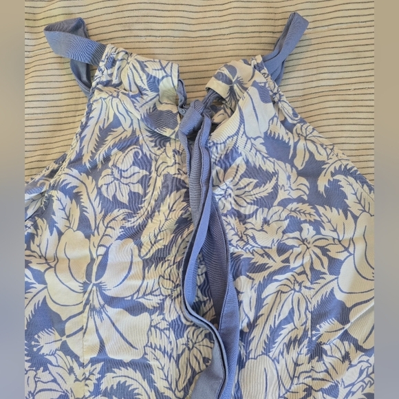 Tommy Bahama Relax Slvless Halter Top Blue/White Hawaiian Tropical Floral Sz L - Picture 3 of 7